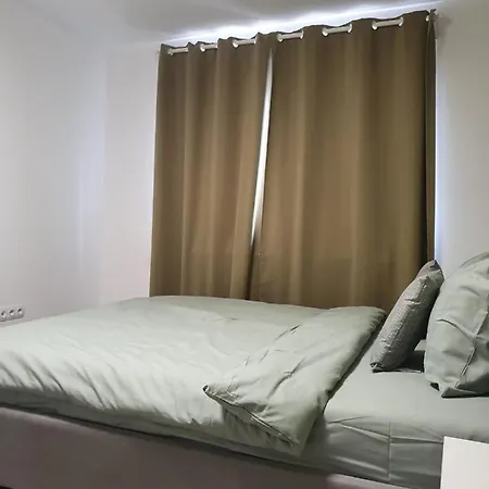 Apartment Iris Vivo Mall 2 *