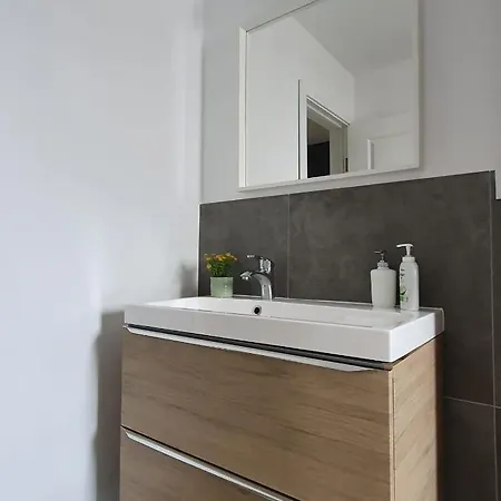 Iris Vivo Mall 2 Apartment