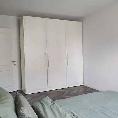 Iris Vivo Mall 2 Apartment *