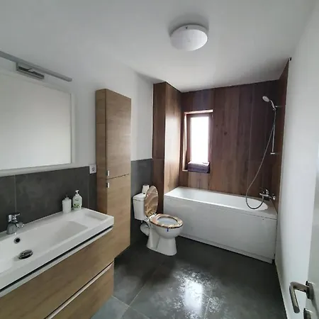 Apartment Iris Vivo Mall 2 *