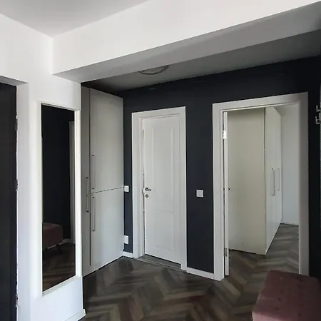 Iris Vivo Mall 2 Apartment *